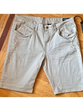 Six-X Mens Flat Front Shorts 38 Light Stone Distressed